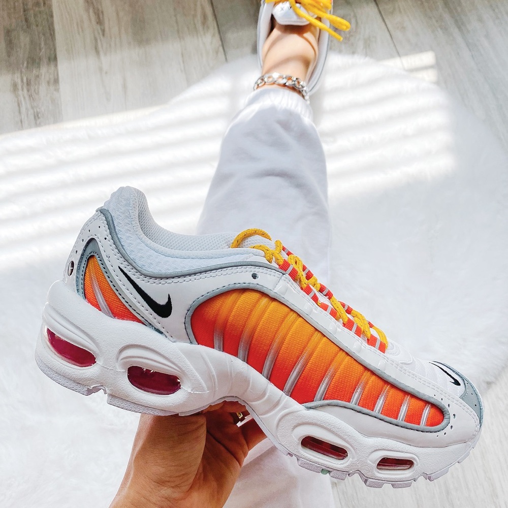 Nike air max tailwind sneakers